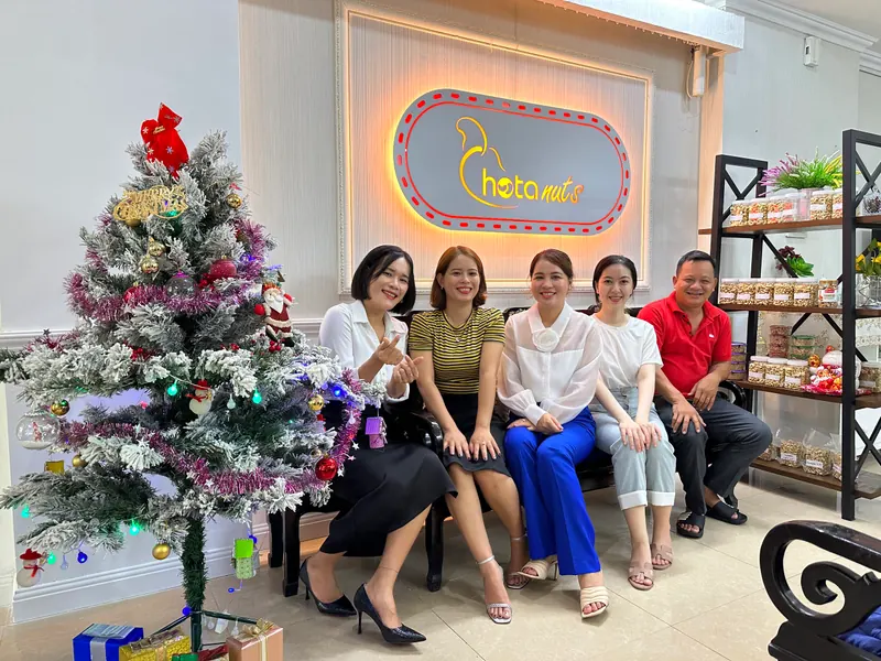 HotaNuts office & team 2
