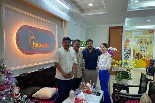 HotaNuts office & team 7