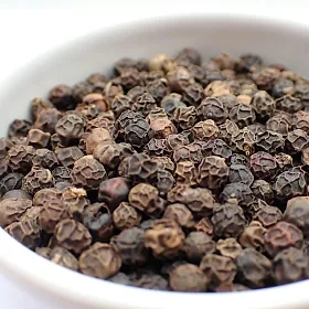 Black / White Pepper